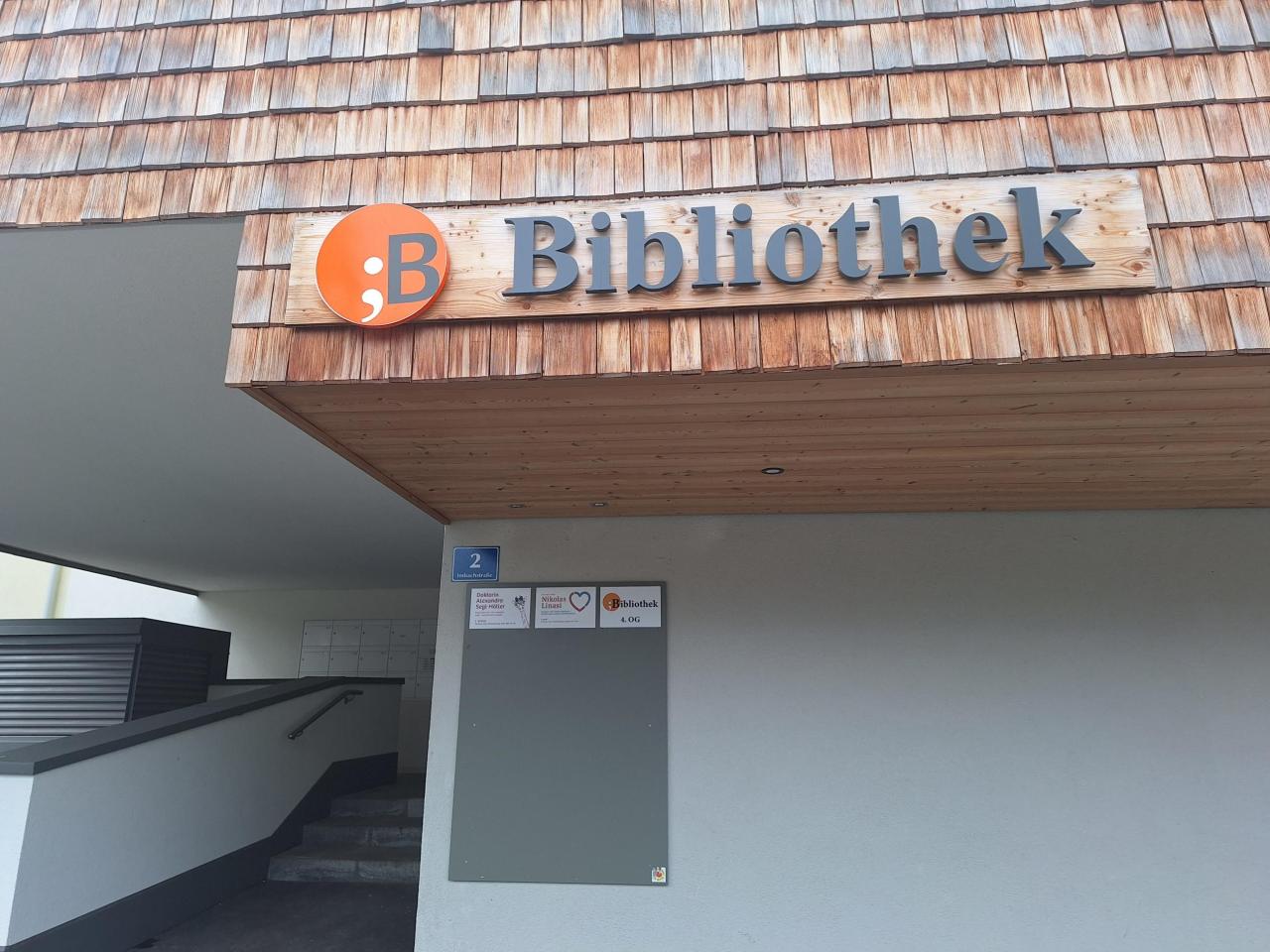 biblio außen